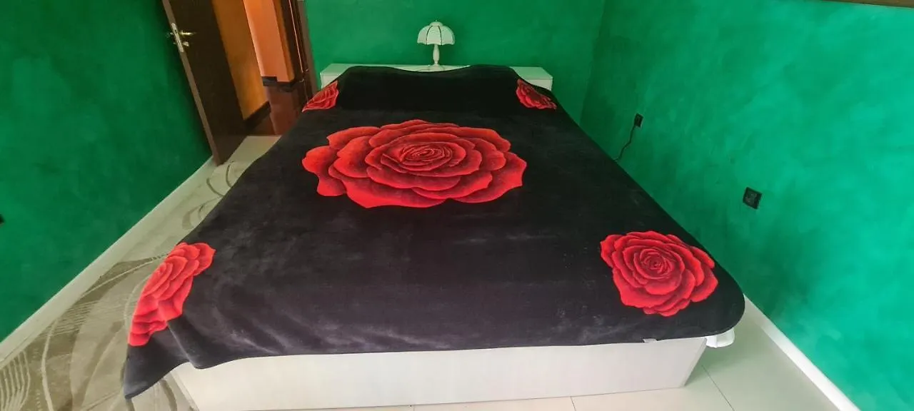 Super Luxury Room For Two In The Center Of Burgas location
